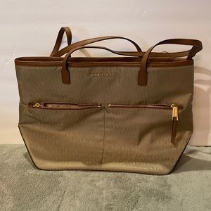 Michael Kors tote